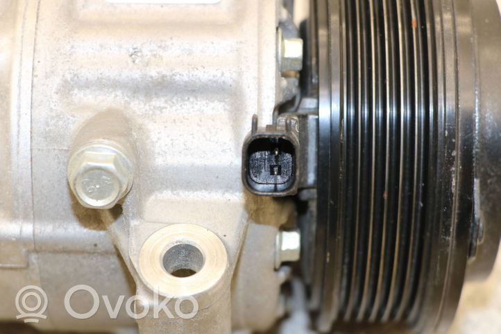 Ford Focus ST Ilmastointilaitteen kompressorin pumppu (A/C) JX61-19D629-HA