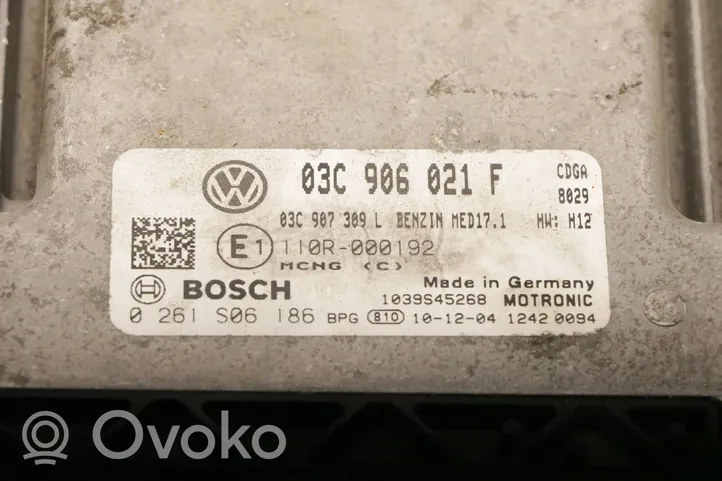 Volkswagen PASSAT B6 Calculateur moteur ECU 03C906021