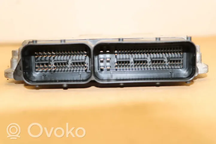 Volkswagen Golf VI Sterownik / Moduł ECU 03L907309R