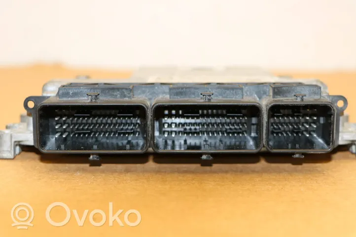 Nissan X-Trail T32 Sterownik / Moduł ECU 0281032229