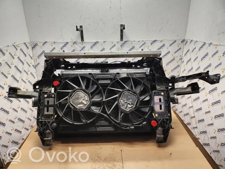 Audi Q7 4M Radiatorių komplektas 0130707411