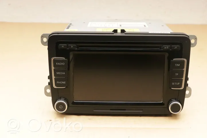 Volkswagen PASSAT CC Unité principale radio / CD / DVD / GPS 3C8035195