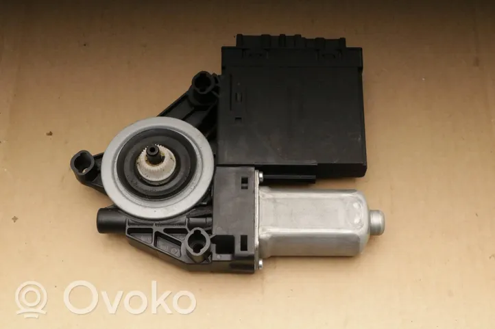 Volvo V40 Moteur de lève-vitre de porte avant 32214069