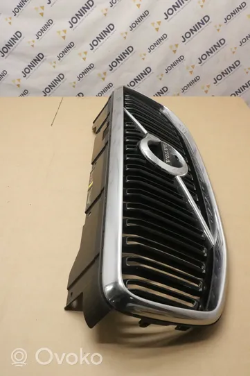 Volvo XC60 Front bumper upper radiator grill 31457463