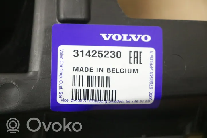 Volvo V40 Cross country Staffa di rinforzo montaggio del paraurti anteriore 31425230