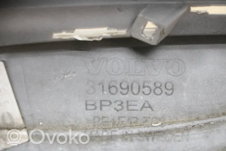 Volvo V60 Etupuskuri 31690589