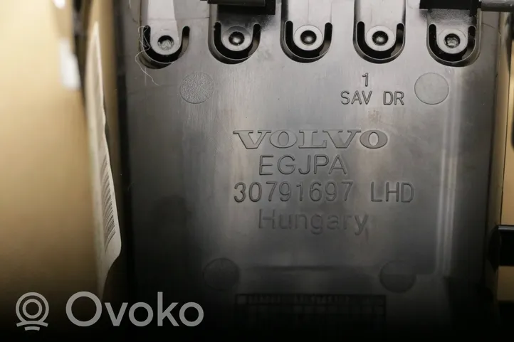 Volvo V60 Boczna kratka nawiewu deski rozdzielczej 30791697