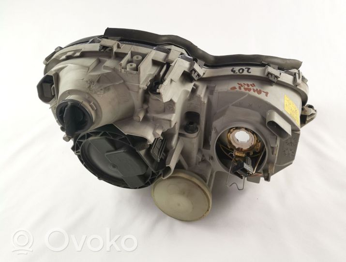 Mercedes-Benz C W203 Phare frontale 0301166201