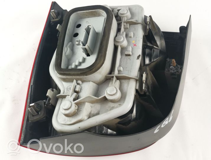 Volkswagen Polo Lampa tylna 6Q6945095B