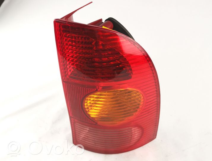 Renault Megane I Lampa tylna 39680751