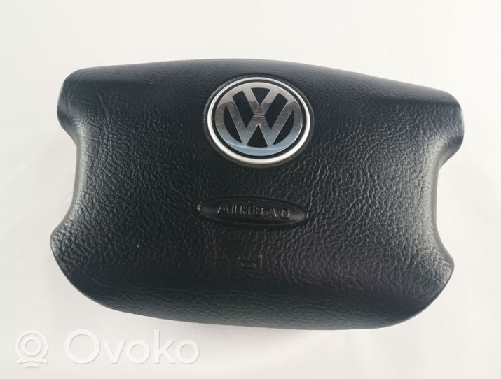Volkswagen Golf IV Airbag de volant 3B0880201AM