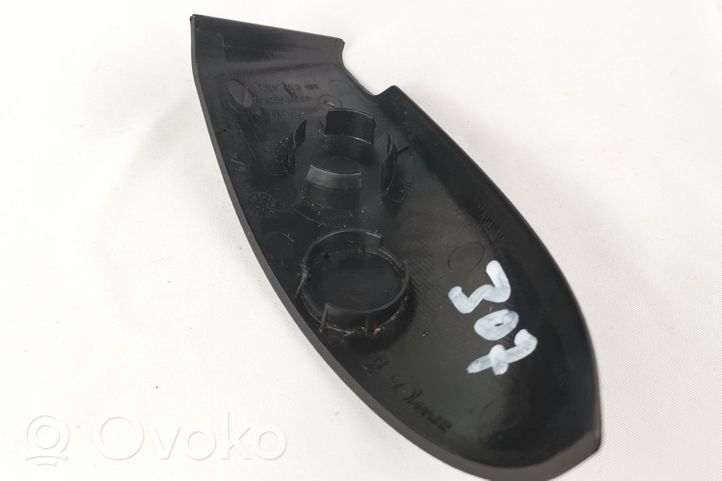 Peugeot 307 Coque de rétroviseur 9637846177