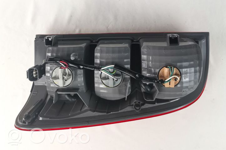 Toyota Hilux (AN10, AN20, AN30) Rear/tail lights 
