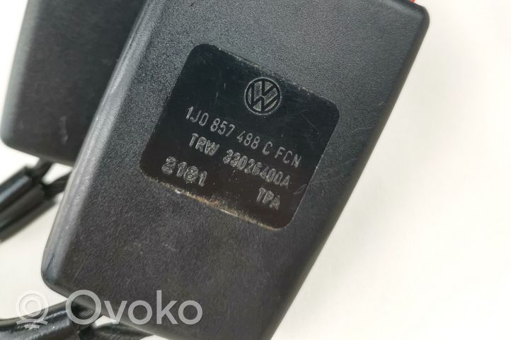 Volkswagen Golf IV Keskipaikan turvavyön solki (takaistuin) 1J0857488C