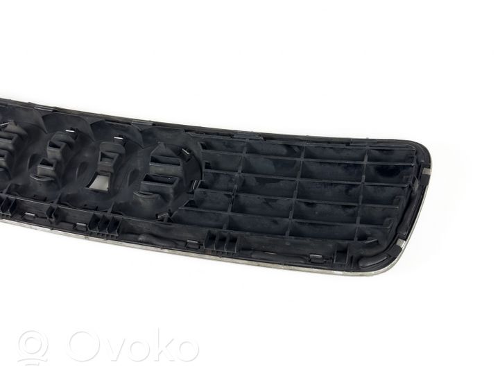 Audi A4 S4 B5 8D Griglia anteriore 8d0853651e