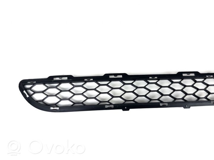 Hyundai Santa Fe Front bumper lower grill 865122b000