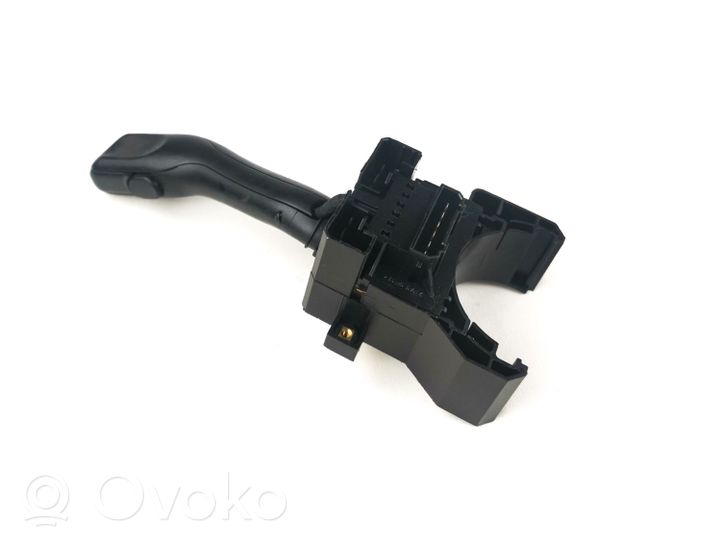 Volkswagen Bora Leva comando tergicristalli 4b0953503h