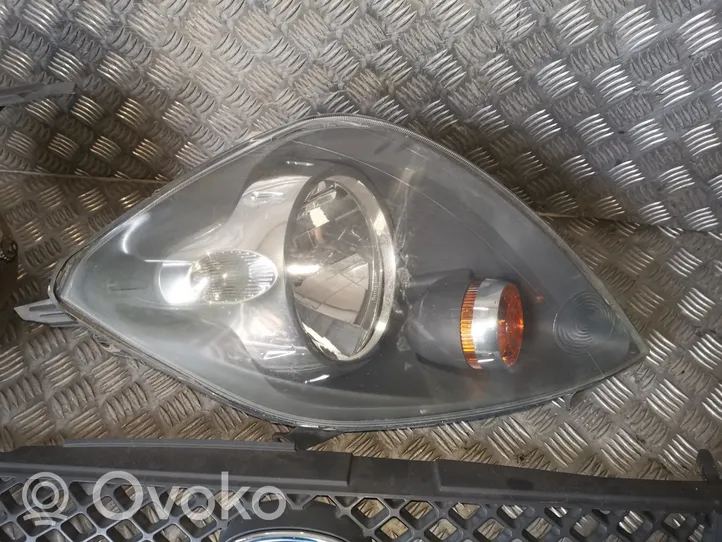Ford Fiesta Lot de 2 lampes frontales / phare 6S6113W030AE
