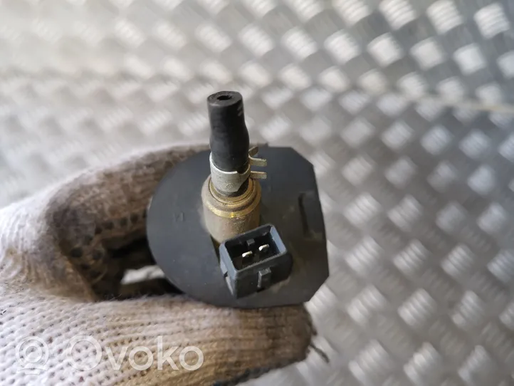 Volvo V70 Autonominio šildytuvo (webastos) degalų pompa (siurbliukas) 