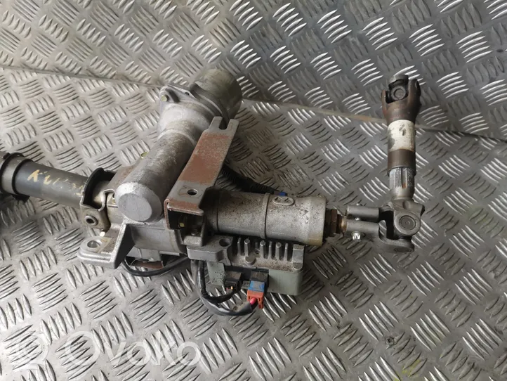 Opel Corsa C Pompe de direction assistée électrique 13136675