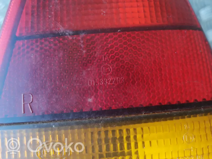 Volkswagen PASSAT B2 Lampa tylna 321945112H