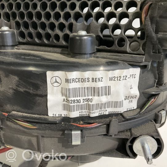 Mercedes-Benz E W212 Sisälämmityksen ilmastoinnin korin kokoonpano A2128302560