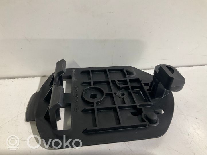 Mercedes-Benz E W211 Staffa supporto del triangolo d’emergenza 2118900514