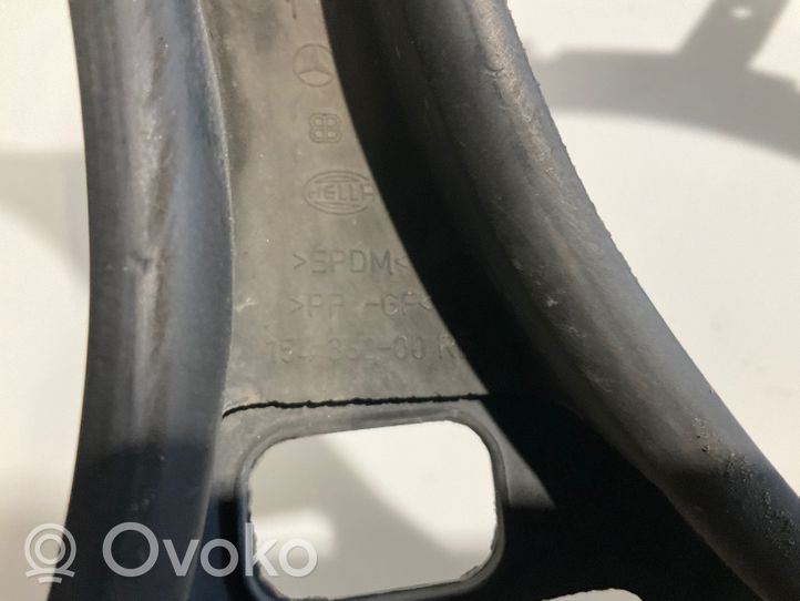 Mercedes-Benz E W211 Rivestimento sotto il faro/fanale 15436200