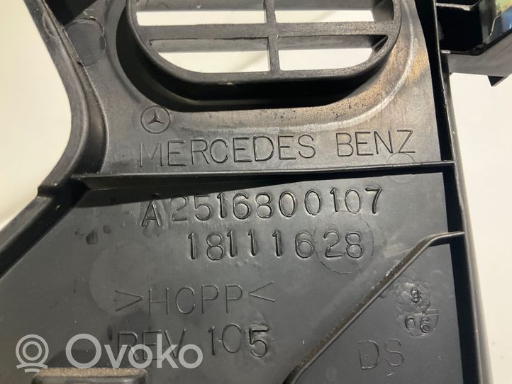 Mercedes-Benz R W251 Kojelaudan sivupäätyverhoilu A2516800107