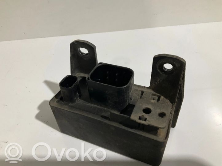 MercedesBenz E W211 Glow plug preheat relay, 25.00 € RRR