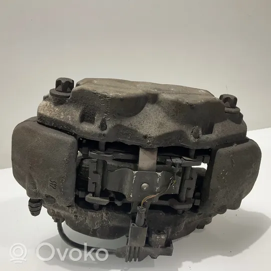 Mercedes-Benz CLS C219 Caliper de freno delantero 