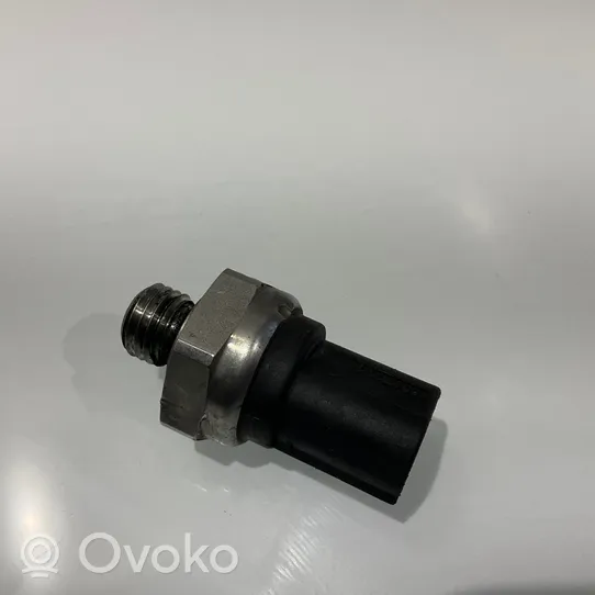 Mercedes-Benz E W211 Izplūdes gāzu spiediena sensors A0061531128