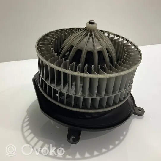 Mercedes-Benz E W211 Ventola riscaldamento/ventilatore abitacolo A2308210251