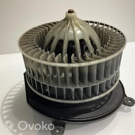 Mercedes-Benz E W211 Ventola riscaldamento/ventilatore abitacolo A2308210251