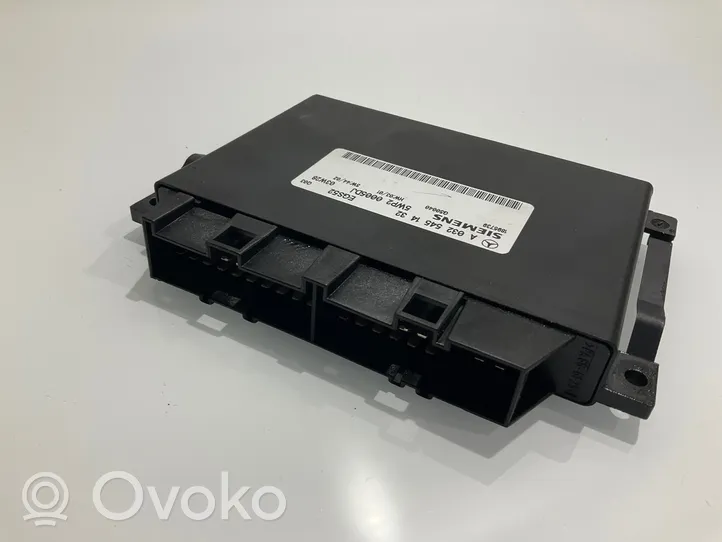 Mercedes-Benz E W211 Module de contrôle de boîte de vitesses ECU A0325451432