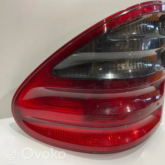 Mercedes-Benz E W210 Luci posteriori A2108206764