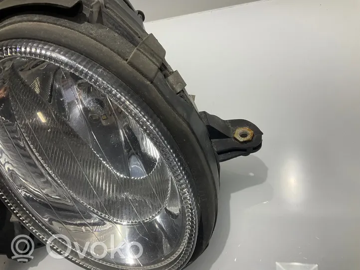 Mercedes-Benz E W211 Lampa przednia 