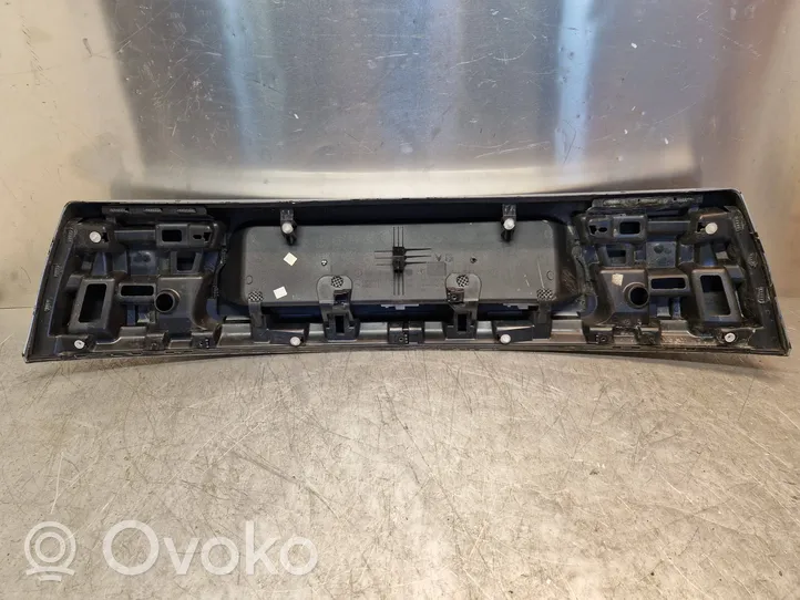 Citroen C4 I Picasso Отделка номерного знака 9682607977