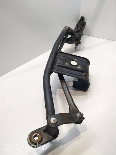 Hyundai Trajet Front wiper linkage 