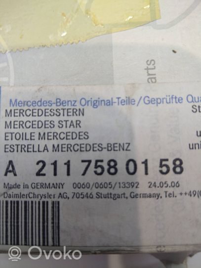Mercedes-Benz E W211 Altri stemmi/marchi 2117580158
