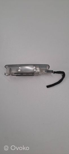 Audi TT Mk1 Illuminazione sedili posteriori 8L0947105A