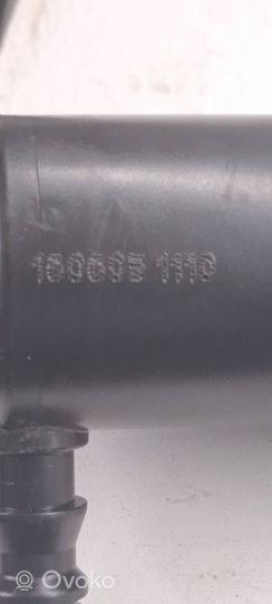 Hyundai Sonata Headlight washer spray nozzle 1606051110