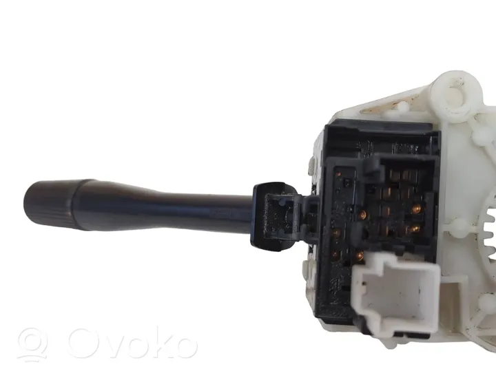 Honda Civic Interruptor/palanca de limpiador de luz de giro SR3M11970