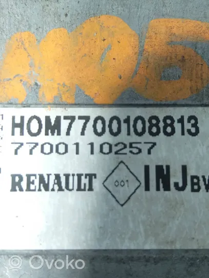Renault Kangoo I Calculateur moteur ECU 7700108813
