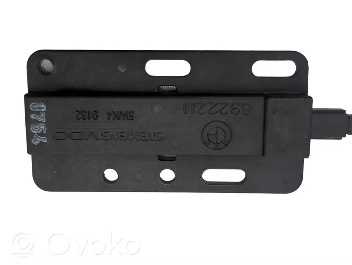 BMW 5 E60 E61 Beraktės sistemos KESSY (keyless) valdymo blokas/ modulis 6922211