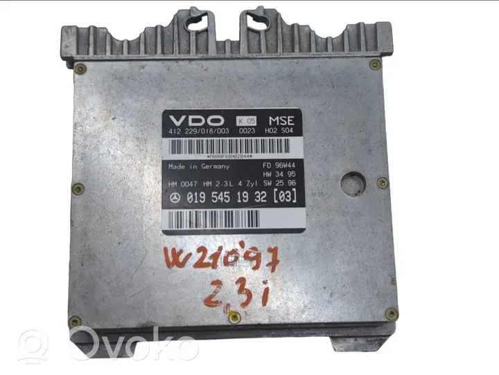 Mercedes-Benz E W210 Calculateur moteur ECU 0195451932