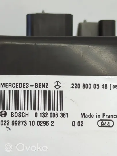 Mercedes-Benz S W220 Silniczek pompy hydraulicznej klapy tylnej bagażnika 2208000548
