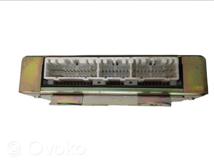 Mitsubishi Space Wagon Calculateur moteur ECU MD174845