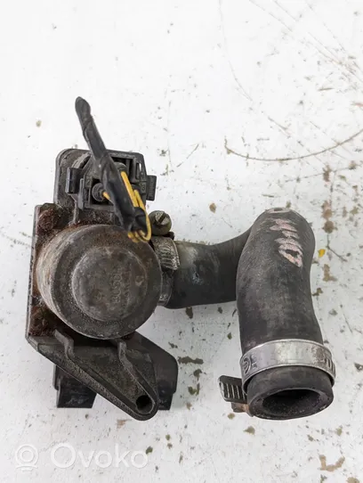 BMW 3 E36 Coolant heater control valve 1387846