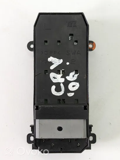 Honda CR-V Electric window control switch M34938